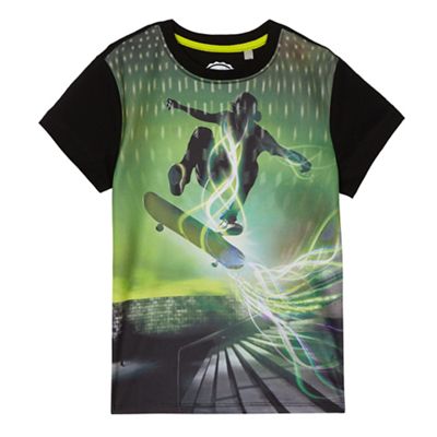 Boys' green digital skater print t-shirt